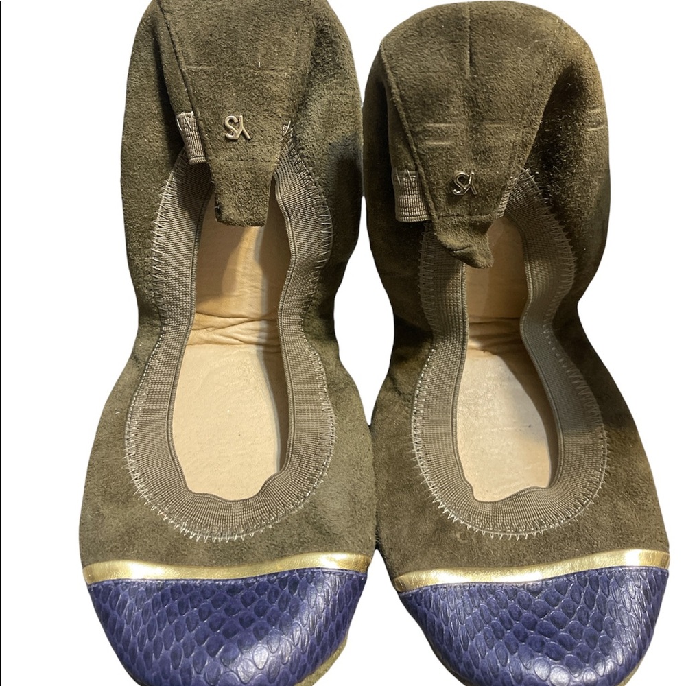 Yosi Samra military green grape flats